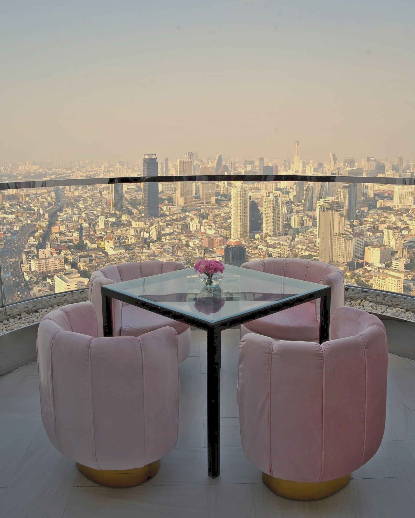 Pink Bar — Skyline