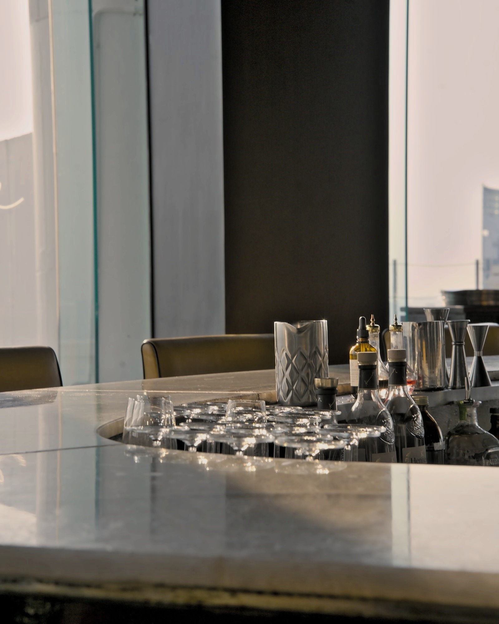 Marble Bar — Glassware