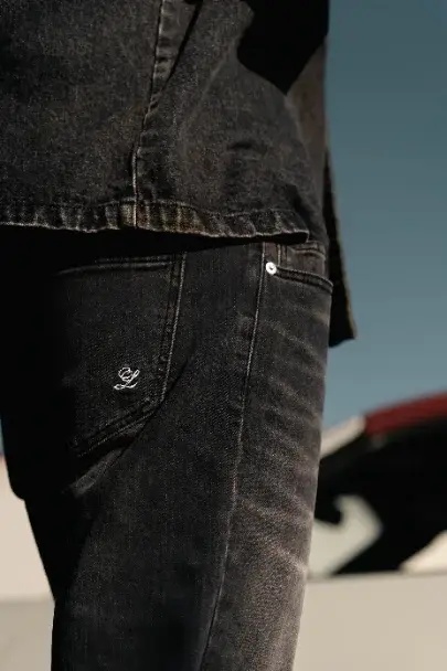 Lucent Los Angeles — The Canyon Flare Denim (Black), California