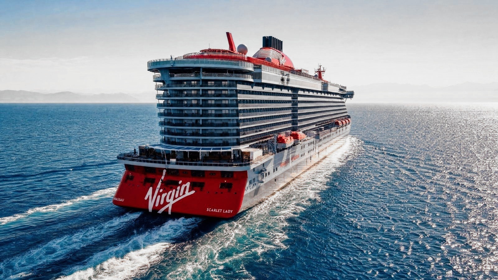 Scarlet Lady — Underway